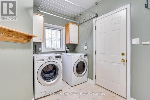 609 Simon Street, Shelburne, ON - Indoor Photo Showing Laundry Room