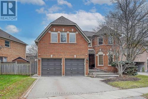 8 MOORELAND COURT  Markham, ON L3P 7P8