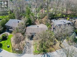 15 YORK VALLEY CRESCENT Toronto, ON M2P 1A8