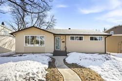 81 Addison Crescent  Winnipeg, MB R3K 1P4
