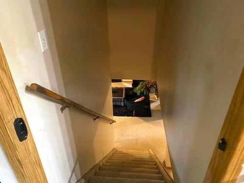 95 Crestview Drive, Onanole, MB - Indoor Photo Showing Other Room