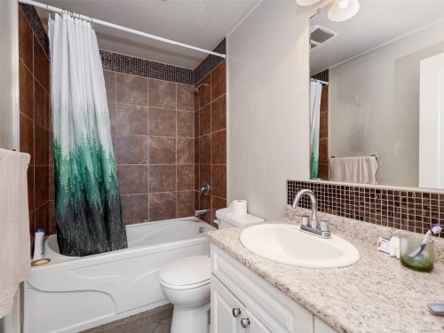 2099 Maple Ave South, Sooke, BC 