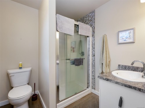 2099 Maple Ave South, Sooke, BC 