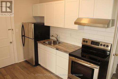 166 Collier Street, Barrie, ON - Indoor Photo Showing Kitchen