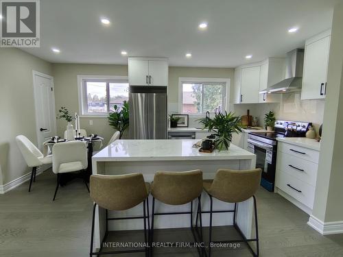 463 ROSSLAND ROAD E  Oshawa, ON L1G 2X3