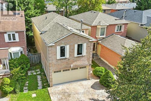 137 CHELWOOD DRIVE  Vaughan, ON L4J 7C6