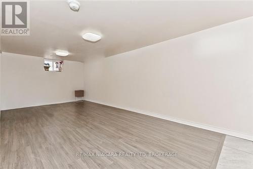 144 Burgar Street, Welland (Welland Downtown), ON - Indoor Photo Showing Other Room