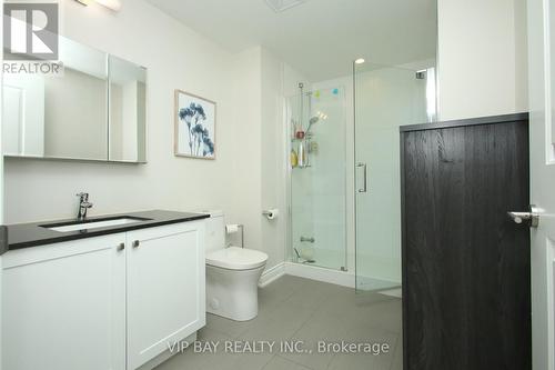 511 - 9618 Yonge Street, Richmond Hill, ON - Indoor Photo Showing Bathroom