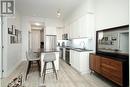 511 - 9618 Yonge Street, Richmond Hill, ON  - Indoor Photo Showing Kitchen With Stainless Steel Kitchen With Upgraded Kitchen 