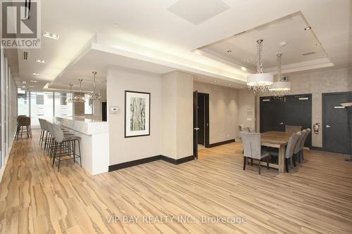 511 - 9618 Yonge Street, Richmond Hill, ON - Indoor Photo Showing Other Room
