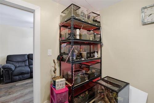 374 Martin Ave, Winnipeg, MB 