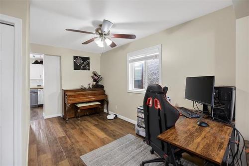 374 Martin Ave, Winnipeg, MB 