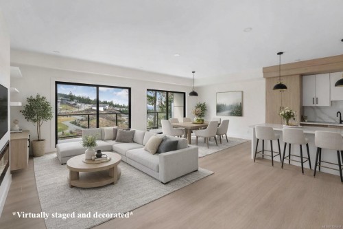 1203 Viewtop Rd, Duncan, BC - Indoor Photo Showing Living Room