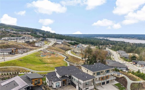 1201 Viewtop Rd, Duncan, BC - Outdoor With View