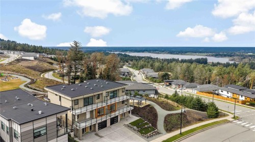 1201 Viewtop Rd, Duncan, BC - Outdoor With View