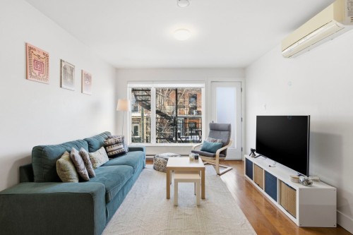 301-2487 Rue Champagne  Montréal (Ville-Marie), QC H2K 2G9