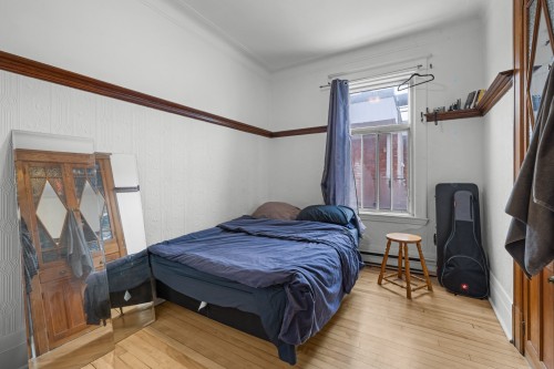 Bedroom - 4-425 Rue Villeray, Montréal (Villeray/Saint-Michel/Parc-Extension), QC - Indoor Photo Showing Bedroom
