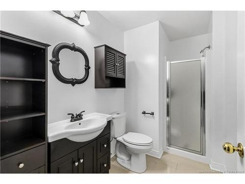 23 Flint Crt, Moncton, NB 