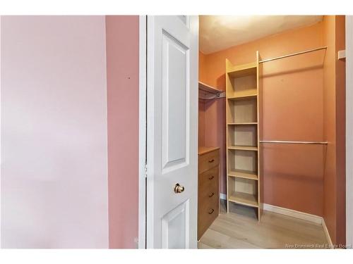 23 Flint Crt, Moncton, NB 