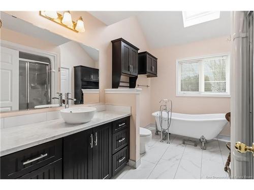 23 Flint Crt, Moncton, NB 