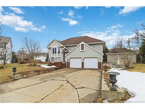 23 Flint Crt, Moncton, NB 