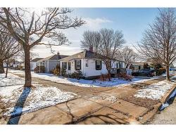 402 Argyle ST Saint John, NB E2M 3A7