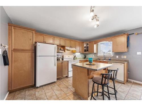 37 Stoneham Dr, Moncton, NB 