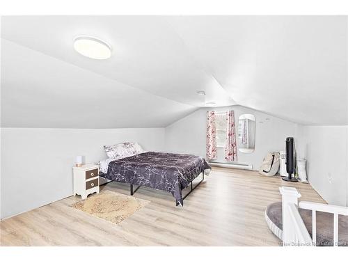 38 Chestnut St, Minto, NB 