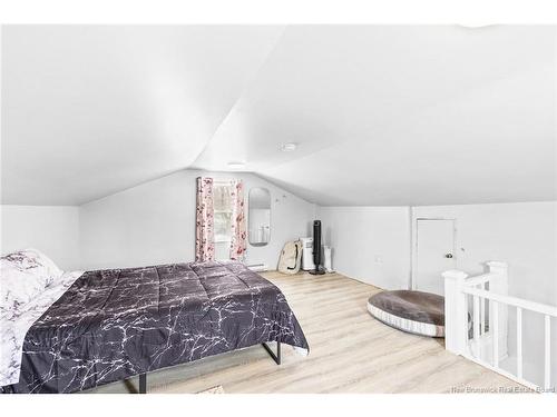 38 Chestnut St, Minto, NB 