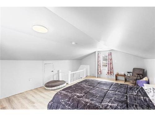 38 Chestnut St, Minto, NB 