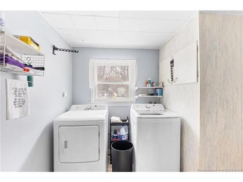 38 Chestnut St, Minto, NB 