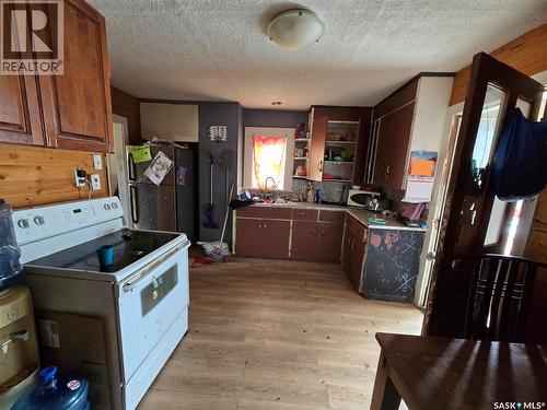 470 2Nd Avenue Nw, Swift Current, SK - Indoor Photo Showing Other Room