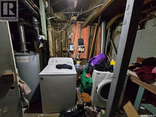 470 2Nd Avenue Nw, Swift Current, SK - Indoor Photo Showing Other Room