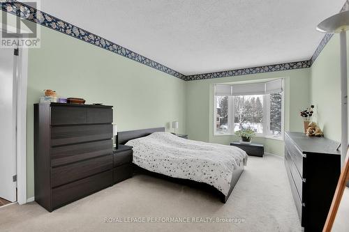 Primary Bedroom w/bay window - 43 Waterview Court, Ottawa, ON - Indoor Photo Showing Bedroom