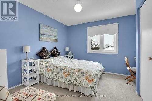 Bedroom on second level - 43 Waterview Court, Ottawa, ON - Indoor Photo Showing Bedroom