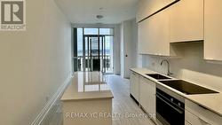 PH06 - 30 ELM DRIVE Mississauga, ON L5B 0N6