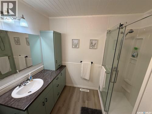 330 1St Avenue N, Big River, SK - Indoor Photo Showing Bathroom