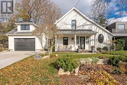 403 SMITH AVENUE  Burlington, ON L7R 2T9