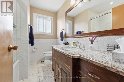 652 Eversley Drive, Mississauga, ON - Indoor Photo Showing Bathroom
