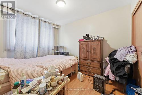 652 Eversley Drive, Mississauga, ON - Indoor Photo Showing Bedroom