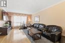 652 Eversley Drive, Mississauga, ON  - Indoor Photo Showing Living Room 