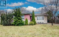 542 TRUDALE COURT Oakville (Wo West), ON L6L 4H1