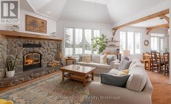 15 LYNDSEY LANE Mckellar, ON P2A 0B5