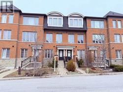 60 BELANGER CRESCENT Toronto, ON M1L 0H3