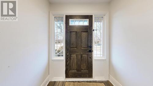 42 Devins Drive, Aurora, ON - Indoor Photo Showing Other Room