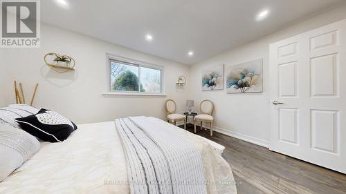 42 Devins Drive, Aurora, ON - Indoor Photo Showing Bedroom