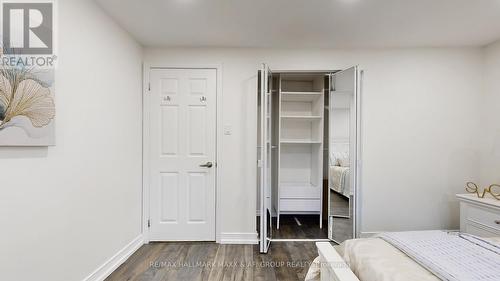 42 Devins Drive, Aurora, ON - Indoor Photo Showing Bedroom