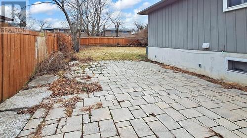 42 Devins Drive, Aurora, ON - Outdoor