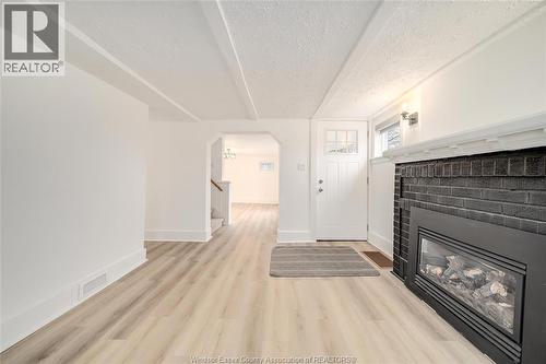1985 Lesperance, Tecumseh, ON - Indoor With Fireplace