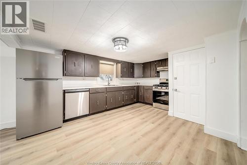 1985 Lesperance, Tecumseh, ON - Indoor Photo Showing Kitchen